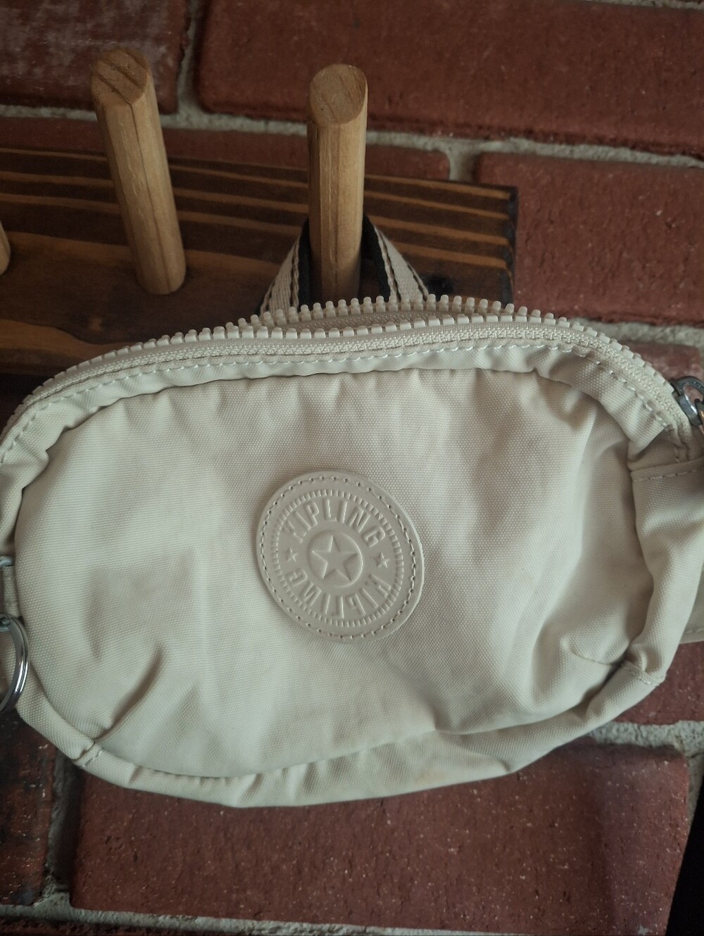Kipling Fanny Pack - Picture 2 of 6
